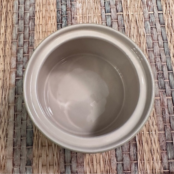 Le Crueset Green Salt pinch bowl Ramekin 0.3L 10oz - Picture 8 of 9